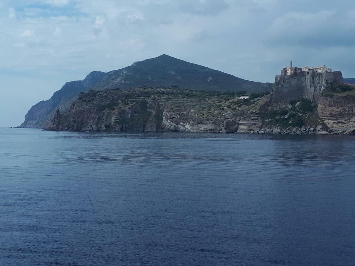 Casa Di Giulia Leilighet Santa Luce Eksteriør bilde